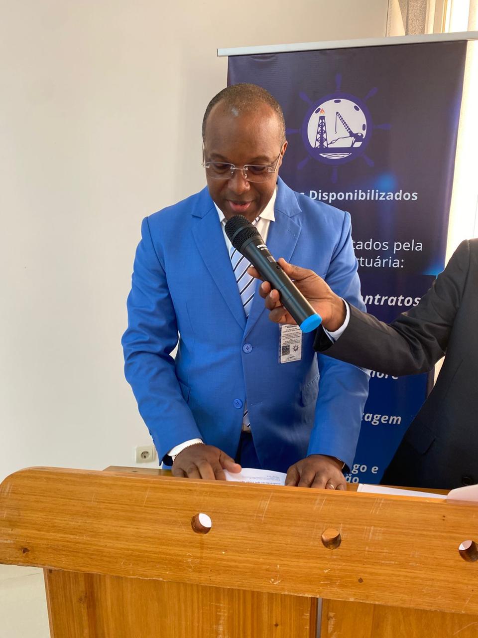 New Non-Executive Administrator received by the President